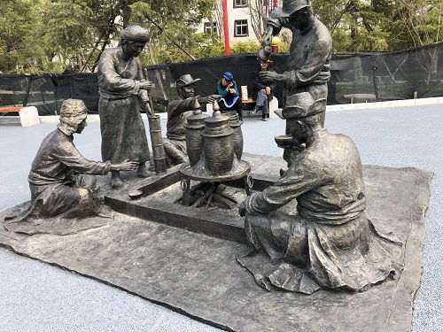 赤流銅韻 紅河銅雕與鐵雕的藝術精湛之路